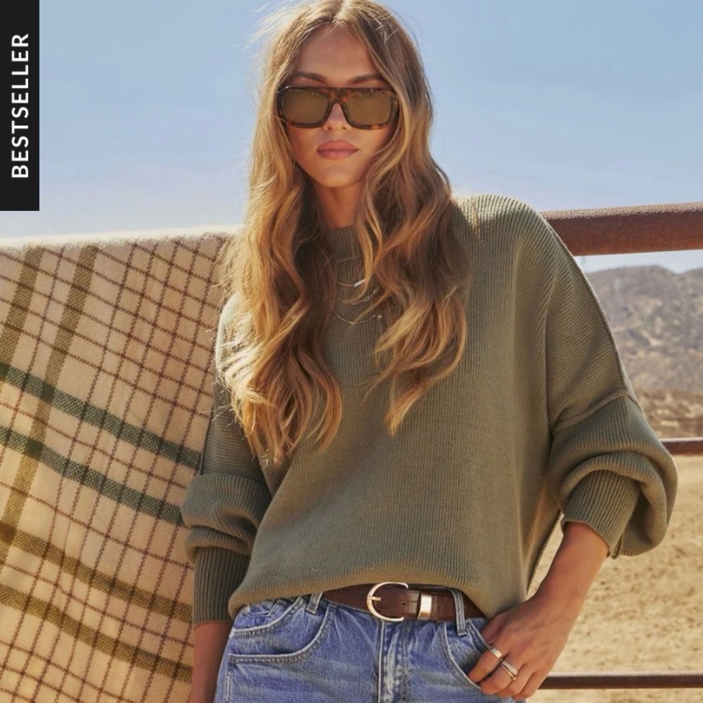 VICI Elouise Knit Oversized Pullover Sweater